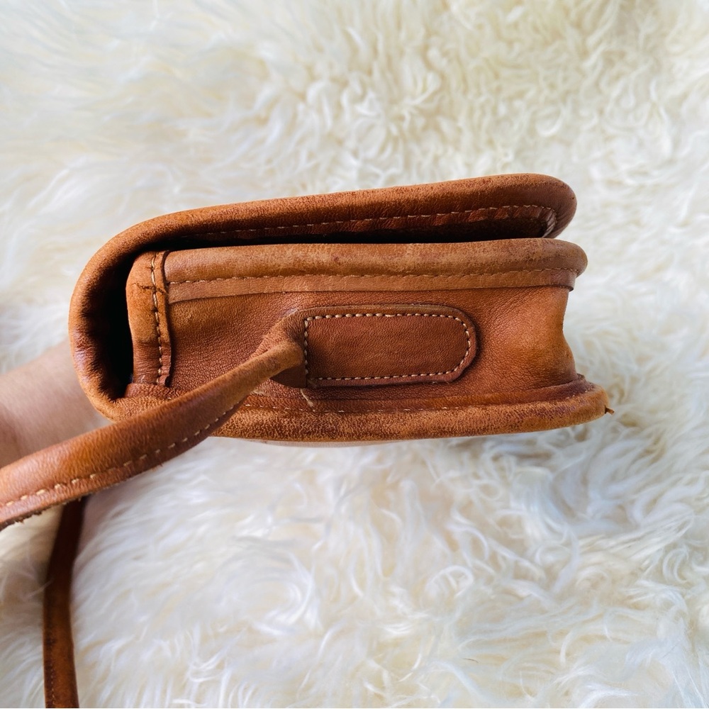 COACH vintage Dinky brown leather crossbody bag purse shoulder turnlock - Picture 9 of 14